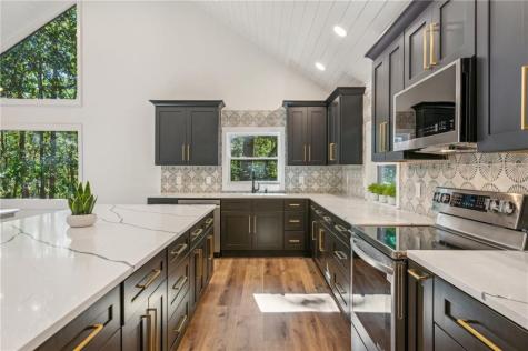 626 Petit Ridge Drive Big Canoe GA 30143