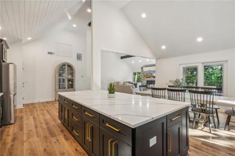 626 Petit Ridge Drive Big Canoe GA 30143