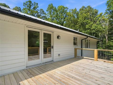 627 Ammons Drive Waleska GA 30183
