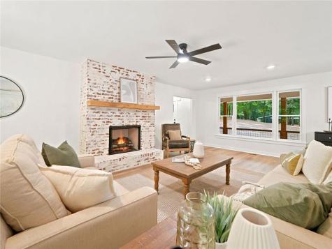 627 Ammons Drive Waleska GA 30183