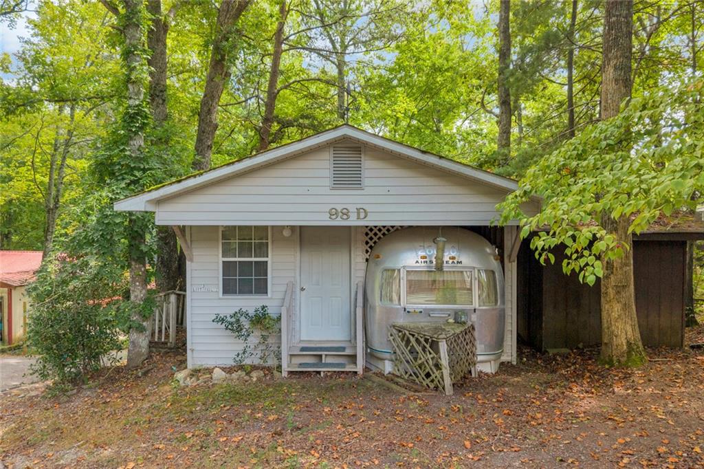 83 Lost Valley Drive Cleveland GA 30528