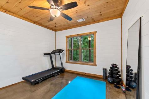 241 Wolf Creek Mountain Road Mineral Bluff GA 30559