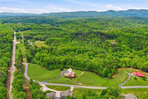 89 Old Steele Hollow Dahlonega GA 30533