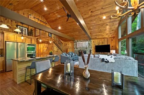 469 N Lake Drive Ellijay GA 30536