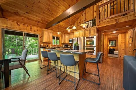 469 N Lake Drive Ellijay GA 30536