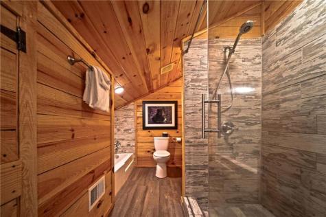 469 N Lake Drive Ellijay GA 30536