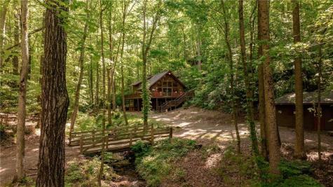 469 N Lake Drive Ellijay GA 30536
