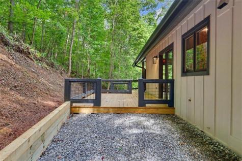 1583 Spring Cove Road Blairsville GA 30512