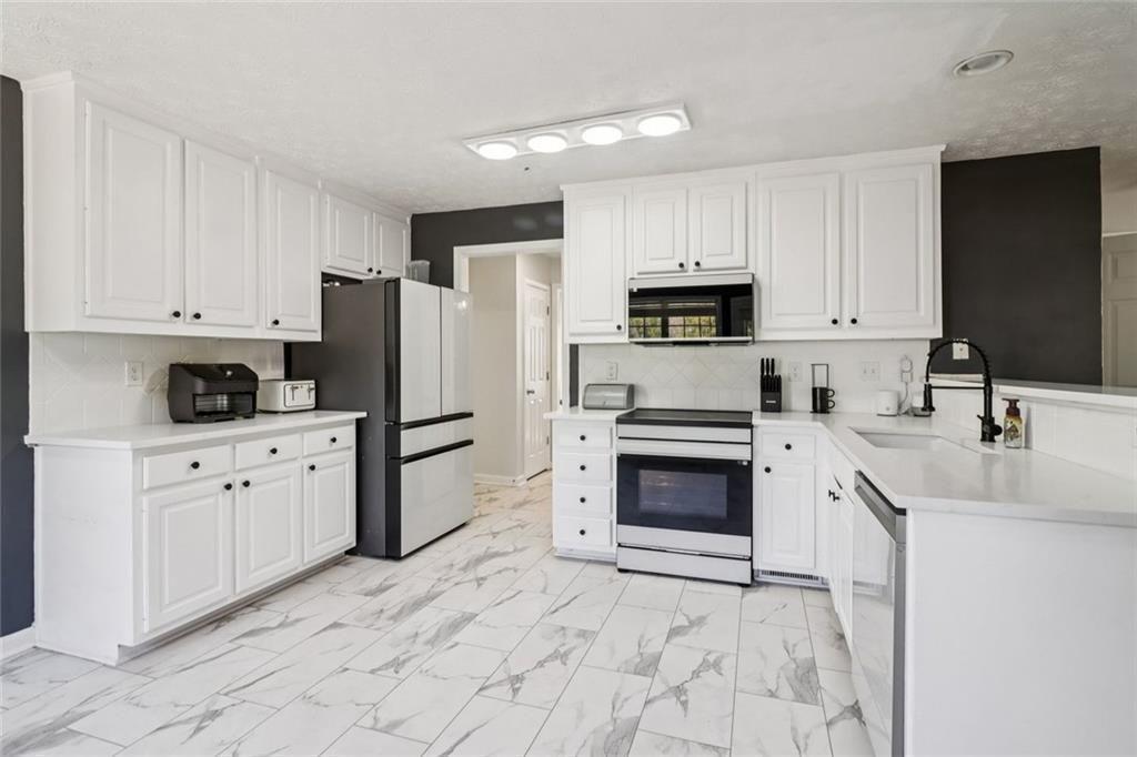 3382 Summit Glen Drive Loganville GA 30052