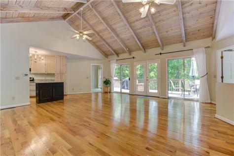 24 Sal Mountain Way Cleveland GA 30571