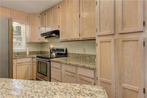 24 Sal Mountain Way Cleveland GA 30571