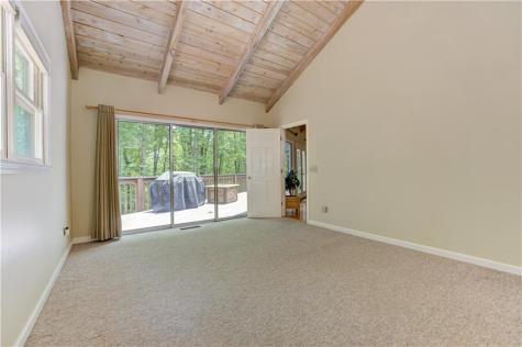 24 Sal Mountain Way Cleveland GA 30571