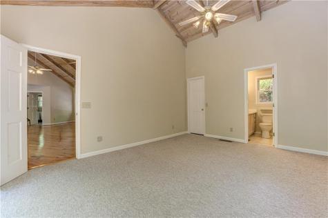 24 Sal Mountain Way Cleveland GA 30571