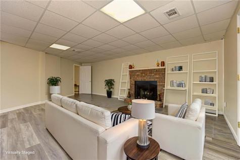 24 Sal Mountain Way Cleveland GA 30571