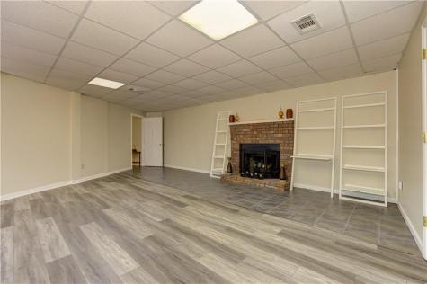 24 Sal Mountain Way Cleveland GA 30571