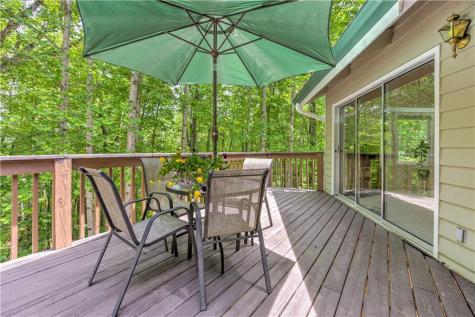24 Sal Mountain Way Cleveland GA 30571