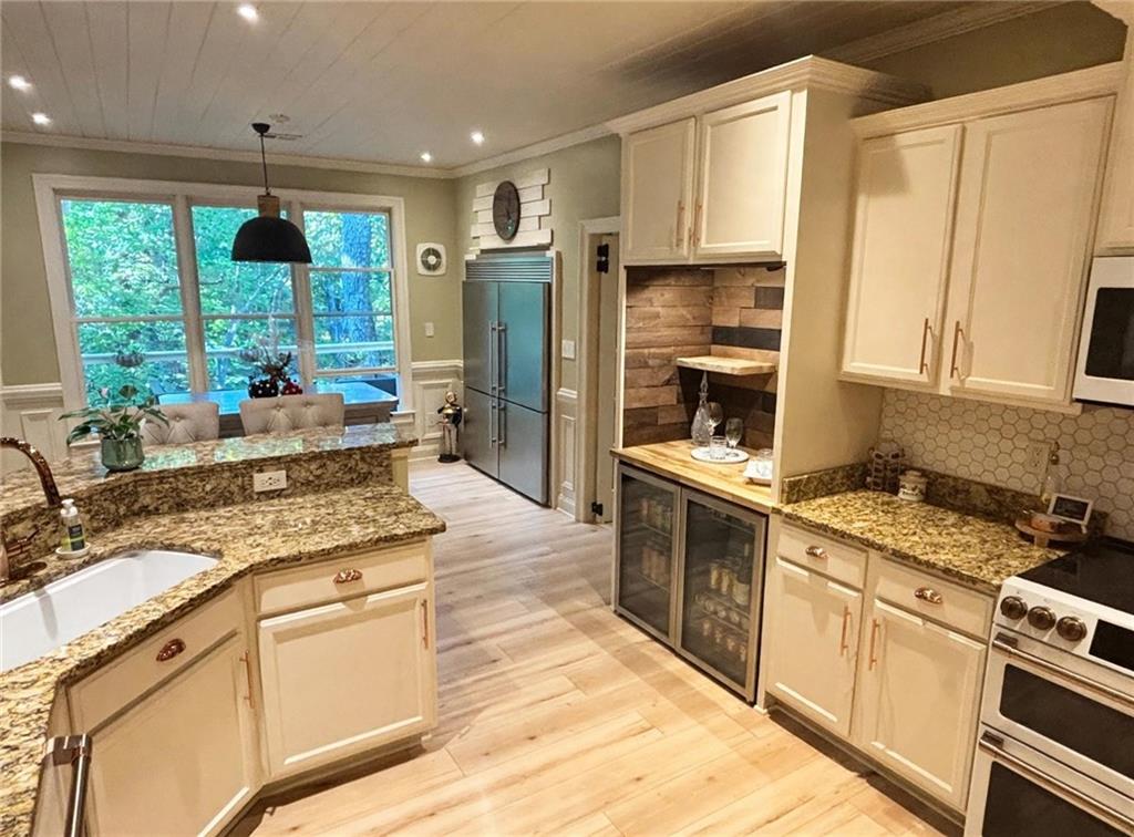 568 Cherokee Drive S Waleska GA 30183