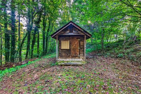 100 Salisbury Road Dahlonega GA 30533