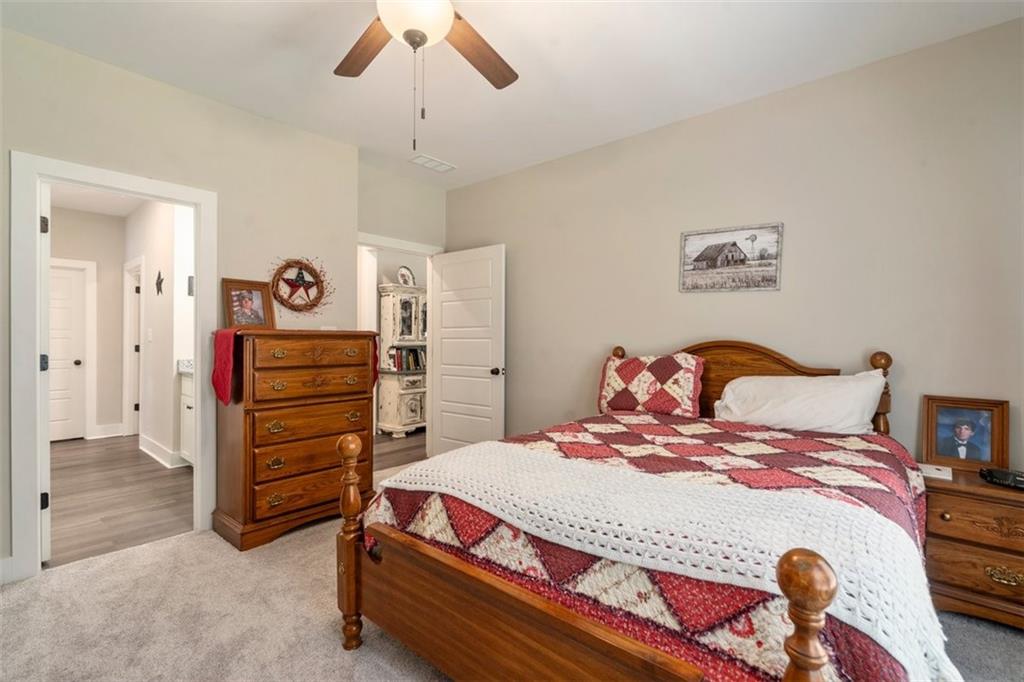 212 Live Oak Lane Comer GA 30629