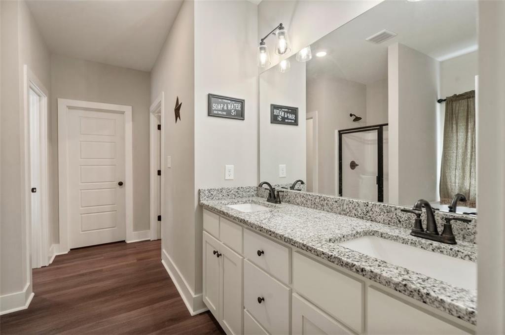 212 Live Oak Lane Comer GA 30629