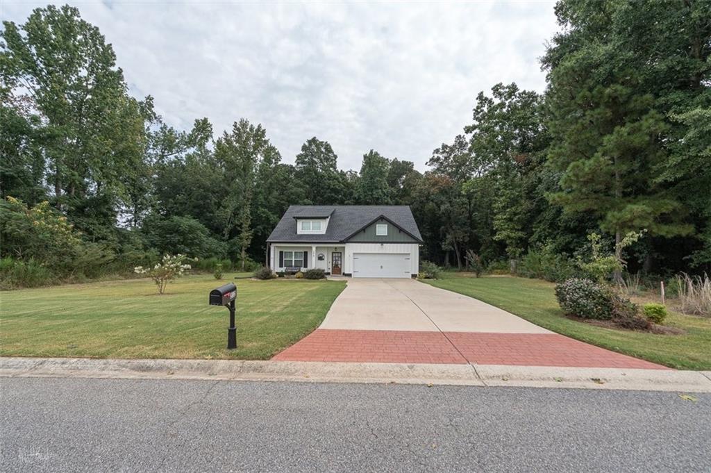 212 Live Oak Lane Comer GA 30629
