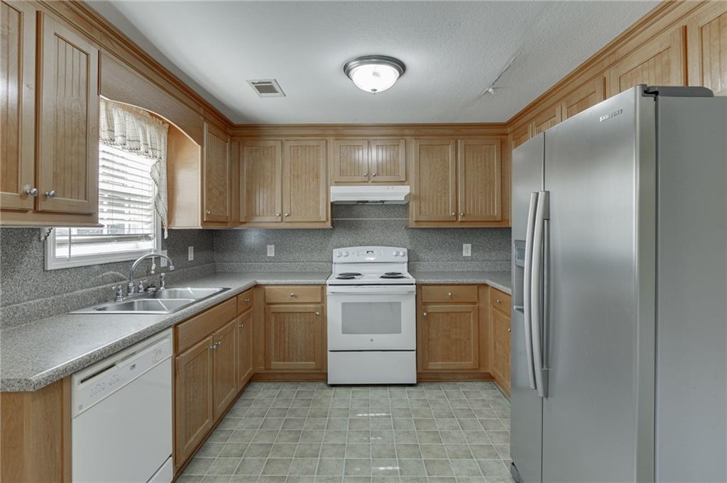 5446 Dahlonega Highway Clermont GA 30527