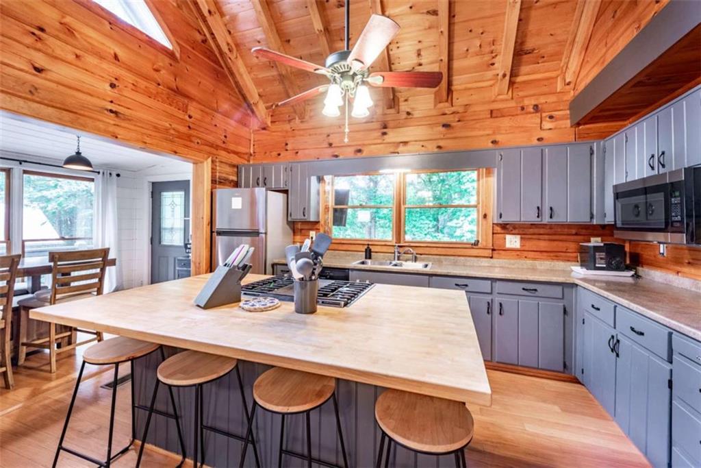 30 Maxwell Lane Blue Ridge GA 30513