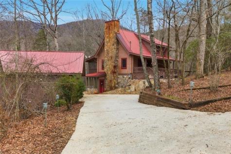 61 Bear Ridge Road Cleveland GA 30528