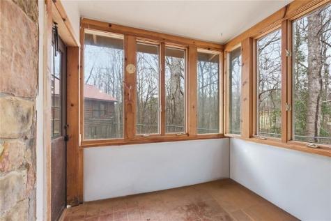 61 Bear Ridge Road Cleveland GA 30528
