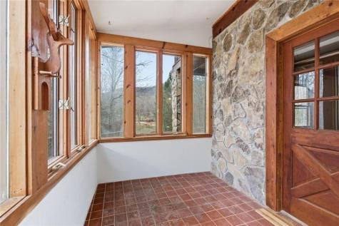 61 Bear Ridge Road Cleveland GA 30528
