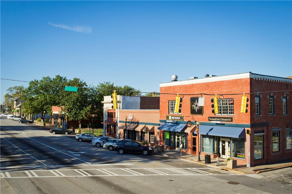 1318 Pine Avenue Atlanta GA 30344