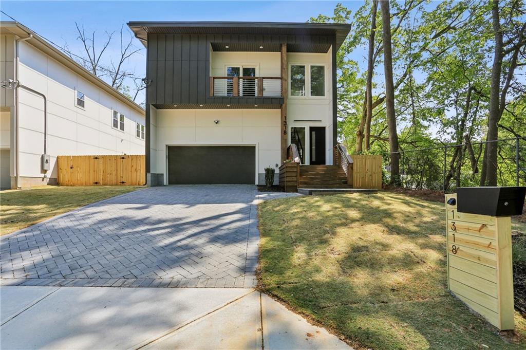 1318 Pine Avenue Atlanta GA 30344