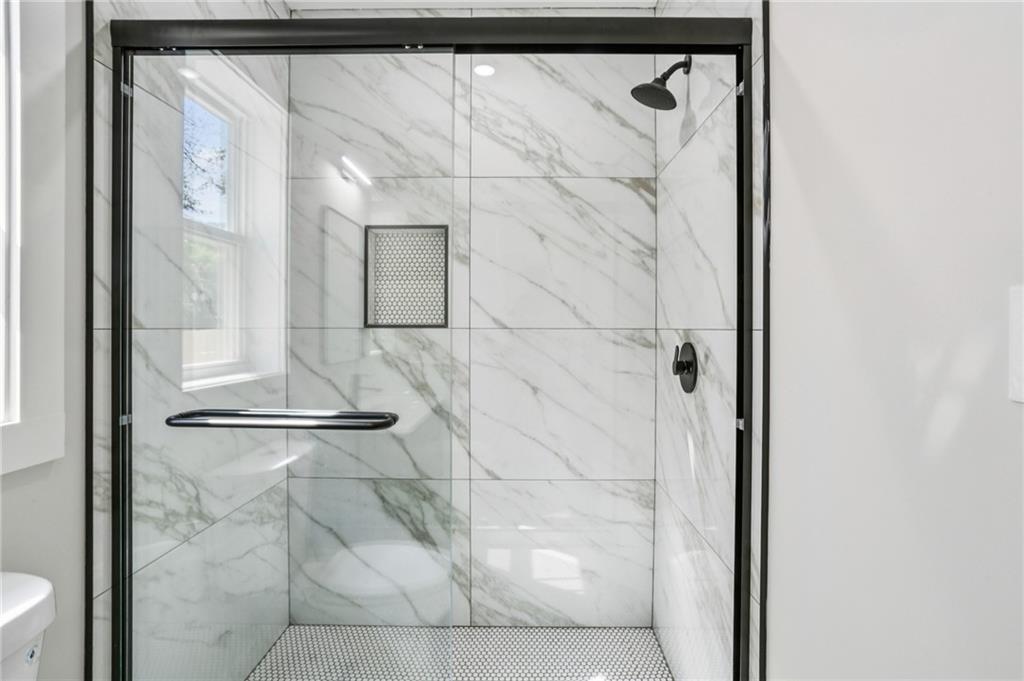 1318 Pine Avenue Atlanta GA 30344