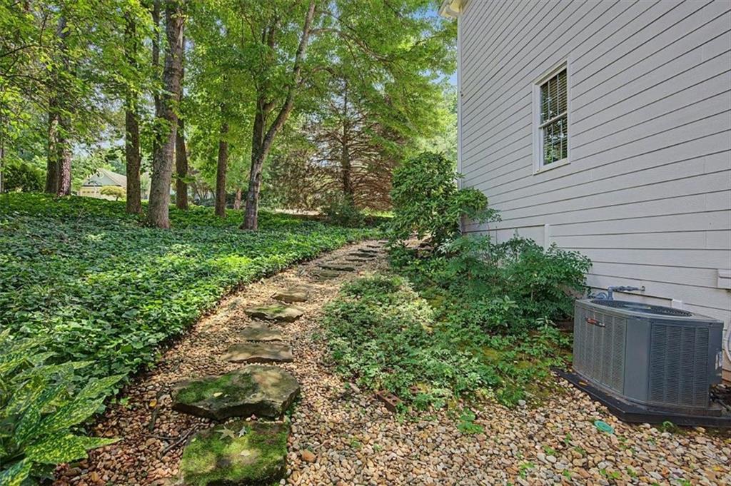 1123 Arborhill Drive Woodstock GA 30189