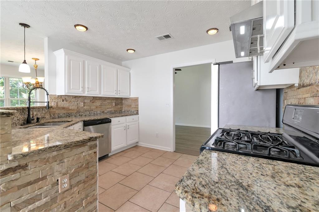2197 Oakland Walk Drive Lawrenceville GA 30044