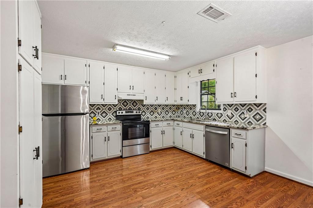 1947 Britt Drive Snellville GA 30078
