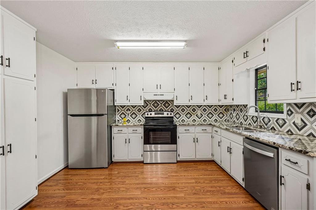 1947 Britt Drive Snellville GA 30078