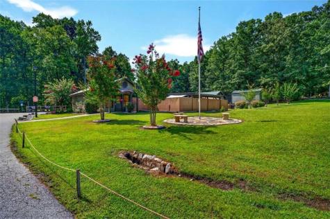 19 Wapiti Lane Cleveland GA 30528
