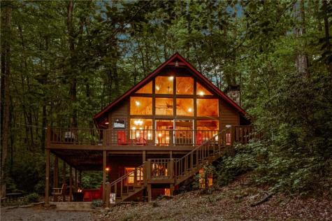 469 N Lake Drive Ellijay GA 30536