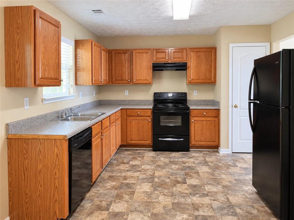 2498 Brookgate Way Ellenwood GA 30294