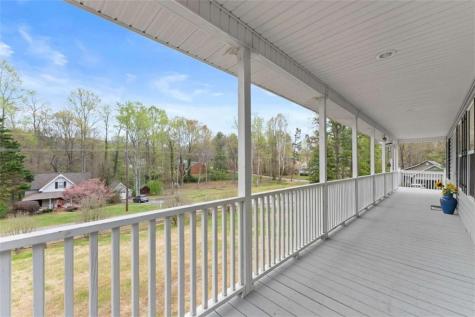 104 View Street Clarkesville GA 30523