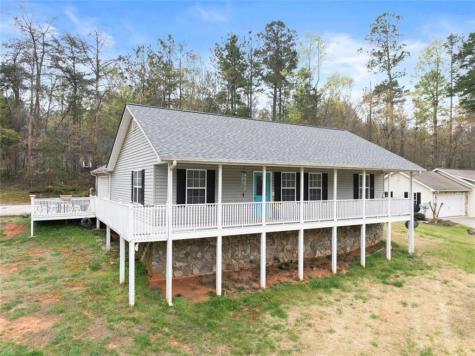 104 View Street Clarkesville GA 30523