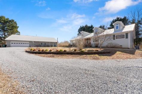 181 Asbury Mill Road Cleveland GA 30528
