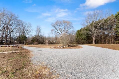 181 Asbury Mill Road Cleveland GA 30528