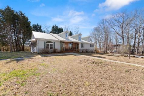 181 Asbury Mill Road Cleveland GA 30528