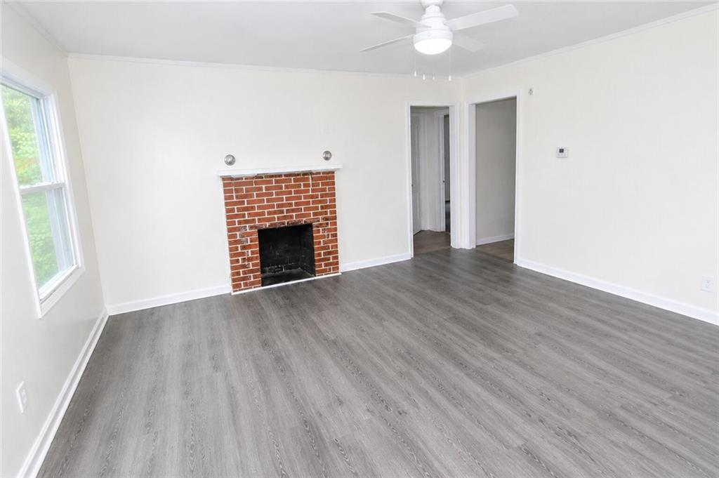 541 W Lake Avenue NW Atlanta GA 30318