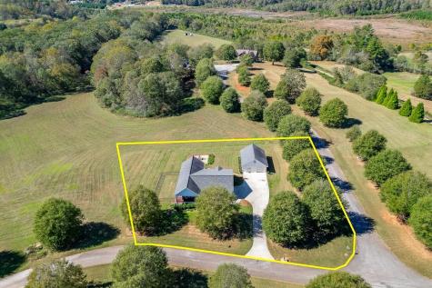 182 Farm Hill Drive Clarkesville GA 30523