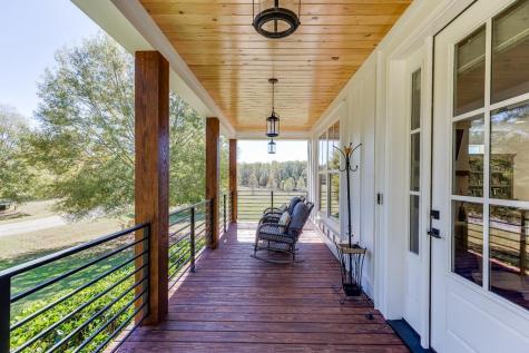182 Farm Hill Drive Clarkesville GA 30523