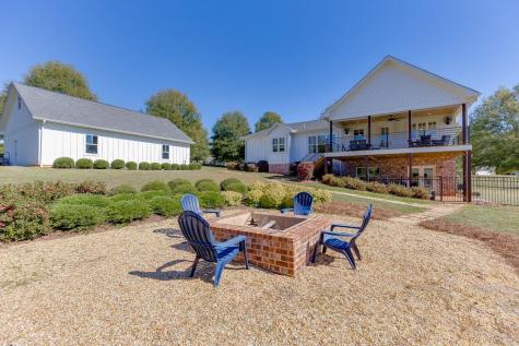 182 Farm Hill Drive Clarkesville GA 30523
