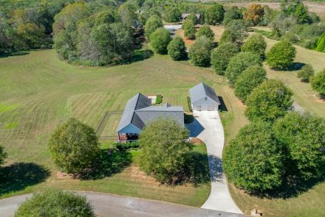 182 Farm Hill Drive Clarkesville GA 30523